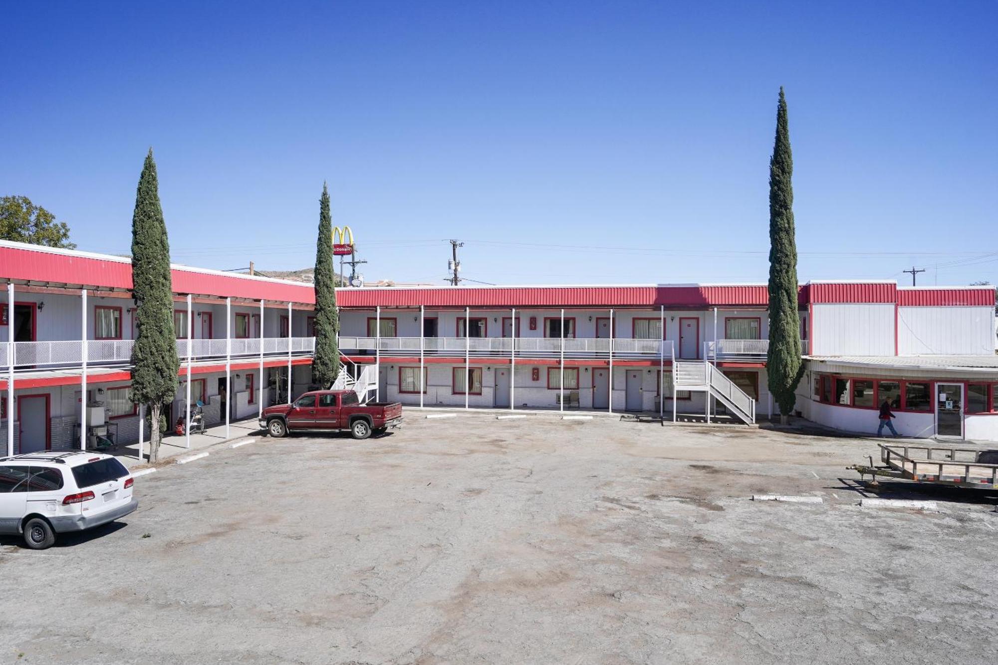 Oyo Tx Near Big Bend National Park